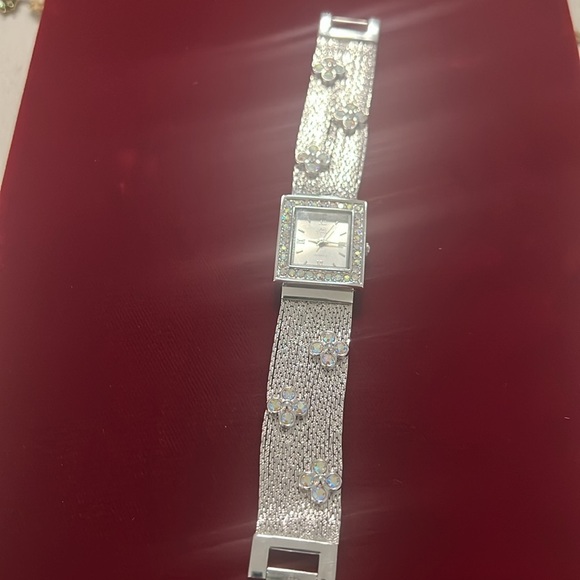 Vintage Kirks Folly Ladies Watch main image 6